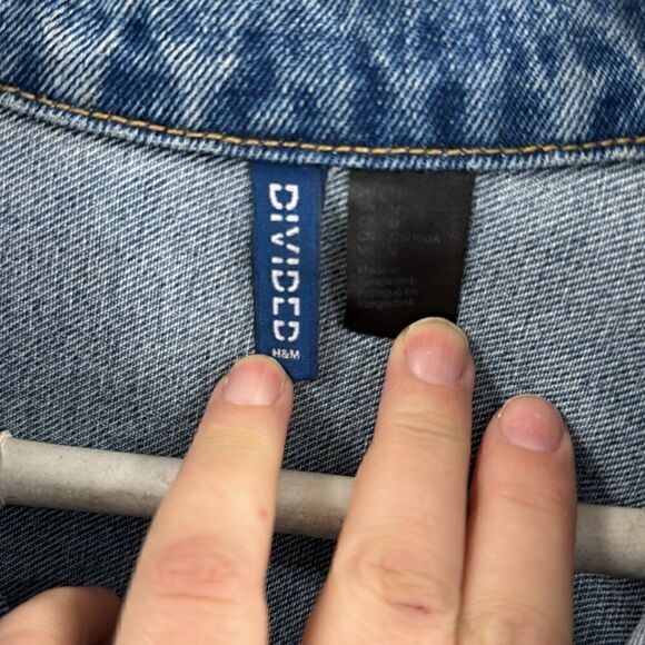 Divided by H&M Denim Distressed Jacket- Size M - Picture 2 of 8
